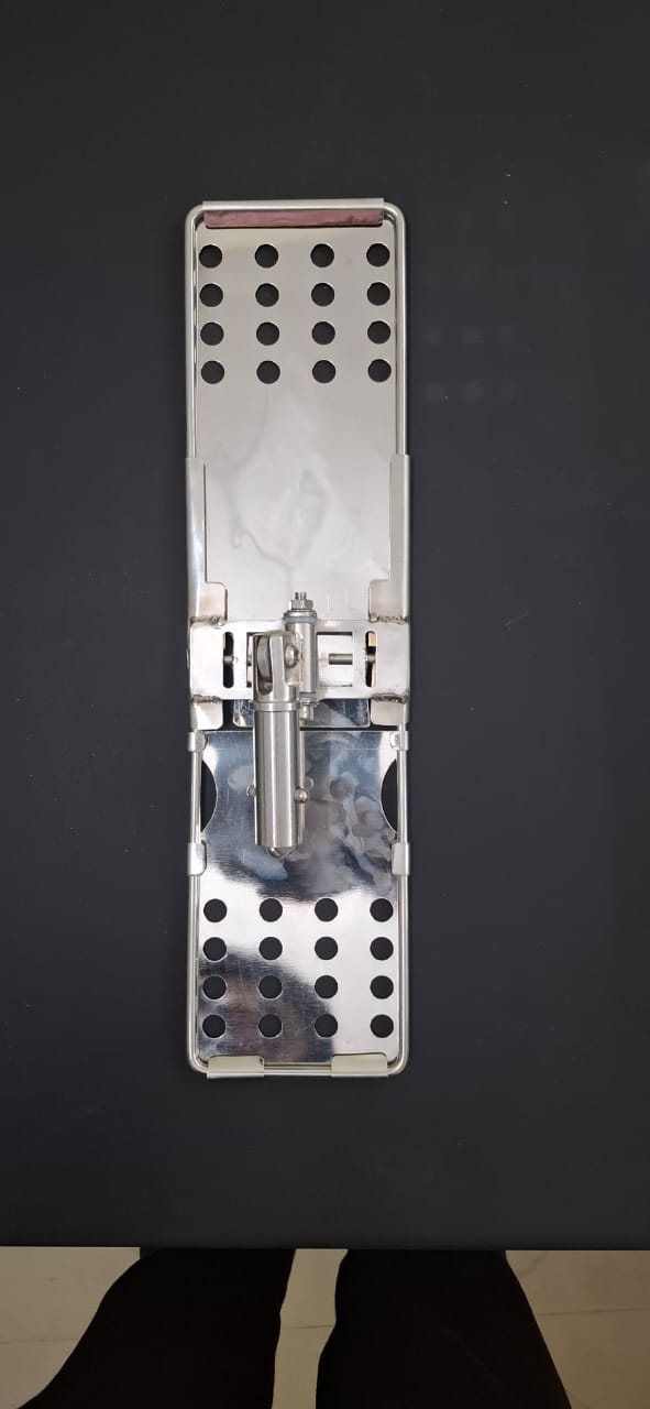 Stainless steel mop head